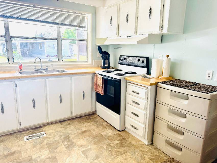 22 Charles Dr. a Winter Haven, FL Mobile or Manufactured Home for Sale